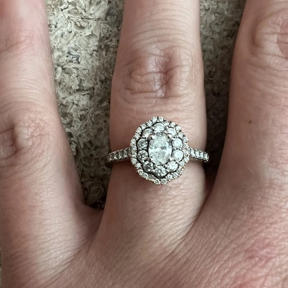 Jewelry - Oval Diamond Engagement Ring
